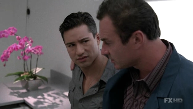 Charmed-Online-dot-NL-NipTuck6x03-1266.jpg