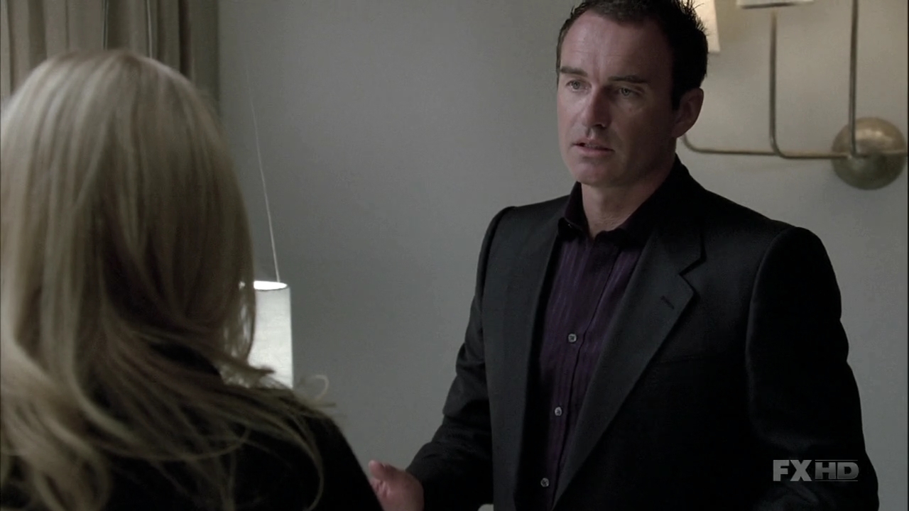 Charmed-Online-dot-NL-NipTuck6x05-0351.jpg