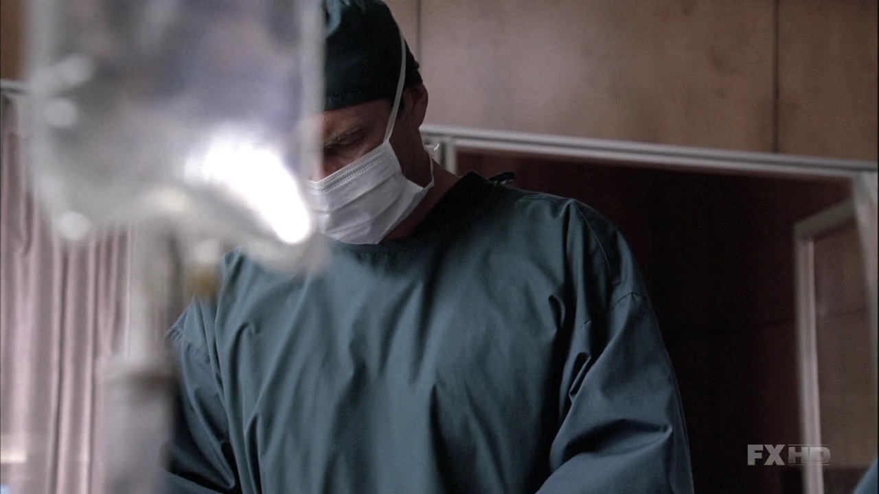 Charmed-Online-dot-NL-NipTuck6x05-0778.jpg