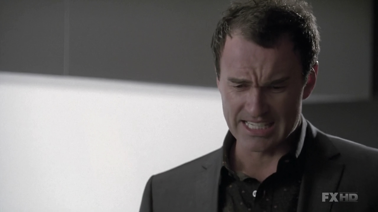Charmed-Online-dot-NL-NipTuck6x06-1012.jpg