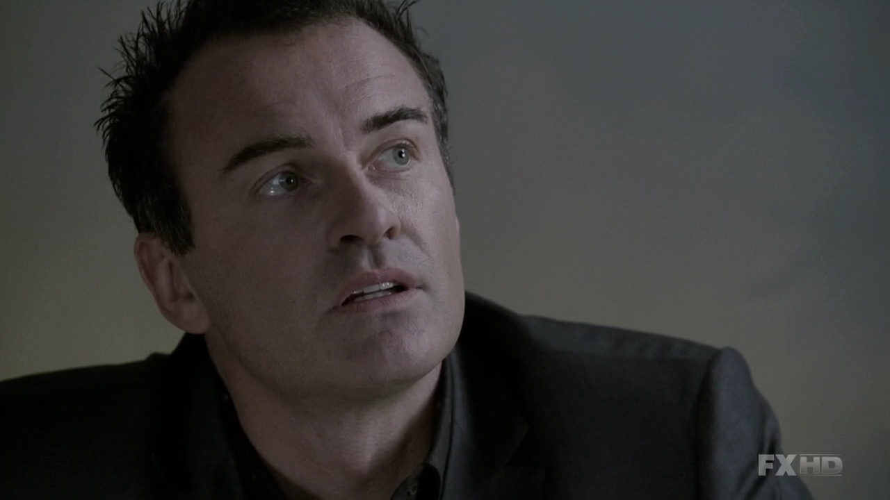 Charmed-Online-dot-NL-NipTuck6x06-1215.jpg