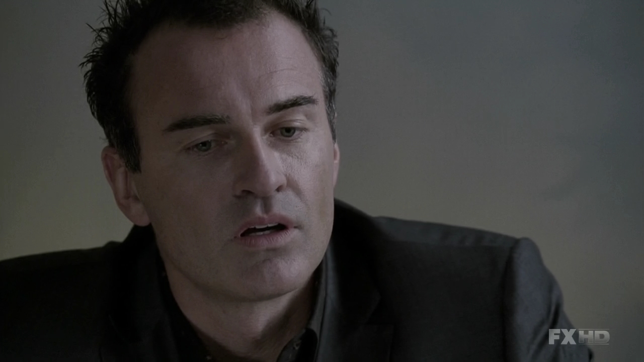 Charmed-Online-dot-NL-NipTuck6x06-1219.jpg