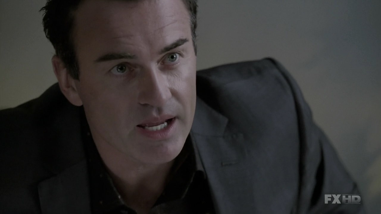 Charmed-Online-dot-NL-NipTuck6x06-1290.jpg