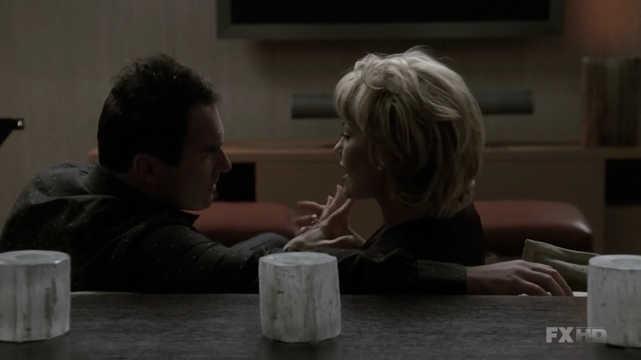 Charmed-Online-dot-NL-NipTuck6x06-1610.jpg
