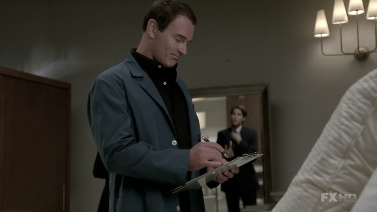Charmed-Online-dot-NL-NipTuck6x06-2325.jpg