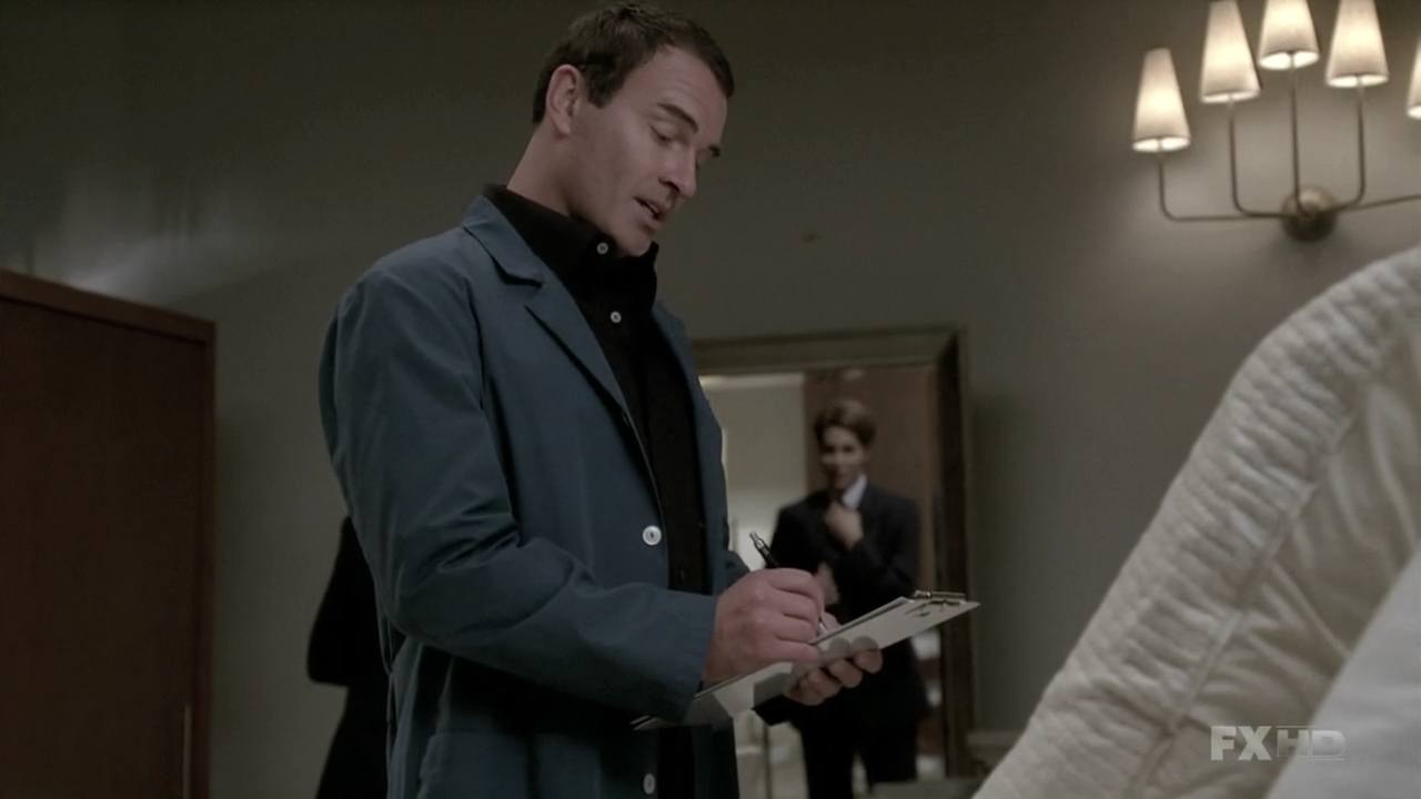 Charmed-Online-dot-NL-NipTuck6x06-2327.jpg