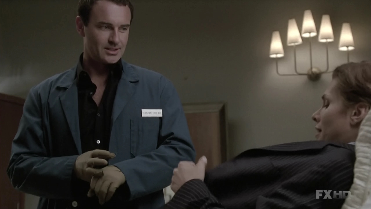 Charmed-Online-dot-NL-NipTuck6x06-2369.jpg