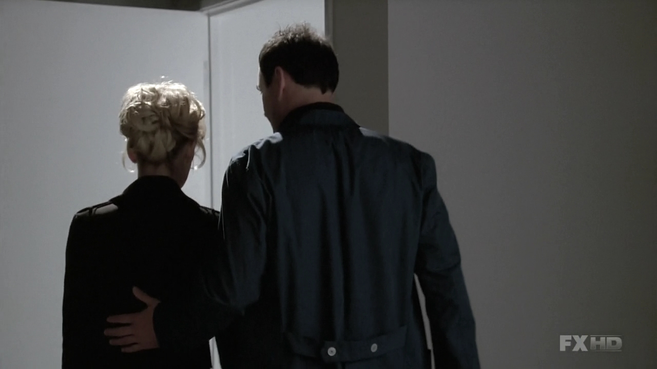 Charmed-Online-dot-NL-NipTuck6x06-2421.jpg