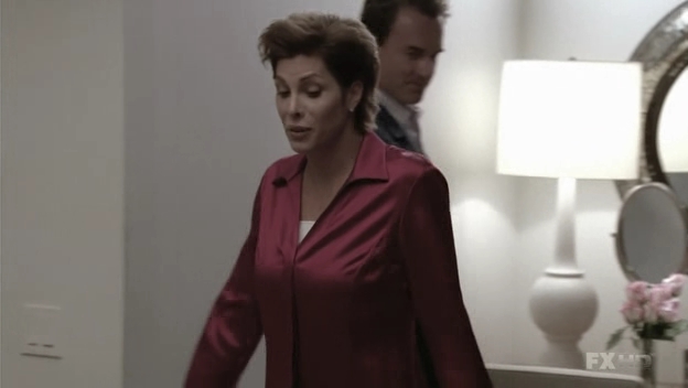 Charmed-Online-dot-NL-NipTuck6x07-1936.jpg