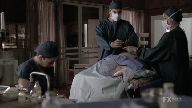 Charmed-Online-dot-NL-NipTuck6x08-0927.jpg