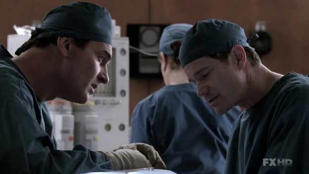 Charmed-Online-dot-NL-NipTuck6x09-0229.jpg