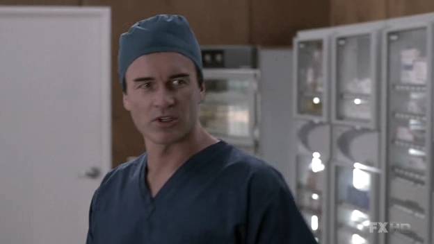 Charmed-Online-dot-NL-NipTuck6x09-0518.jpg