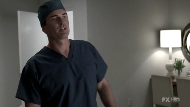 Charmed-Online-dot-NL-NipTuck6x09-0776.jpg