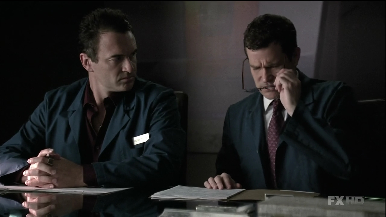 Charmed-Online-dot-NL-NipTuck6x100048.jpg