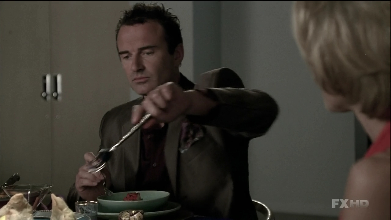 Charmed-Online-dot-NL-NipTuck6x100279.jpg
