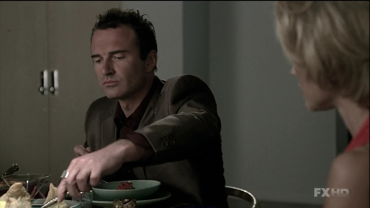 Charmed-Online-dot-NL-NipTuck6x100280.jpg