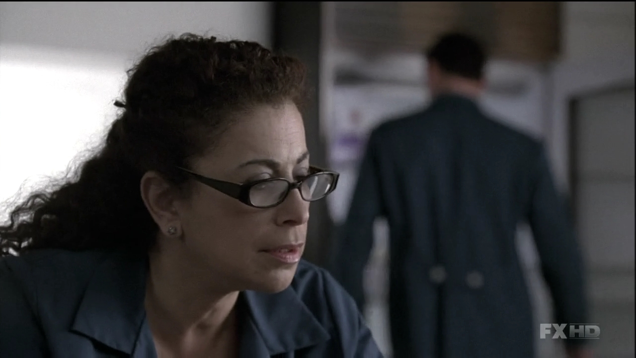 Charmed-Online-dot-NL-NipTuck6x100464.jpg
