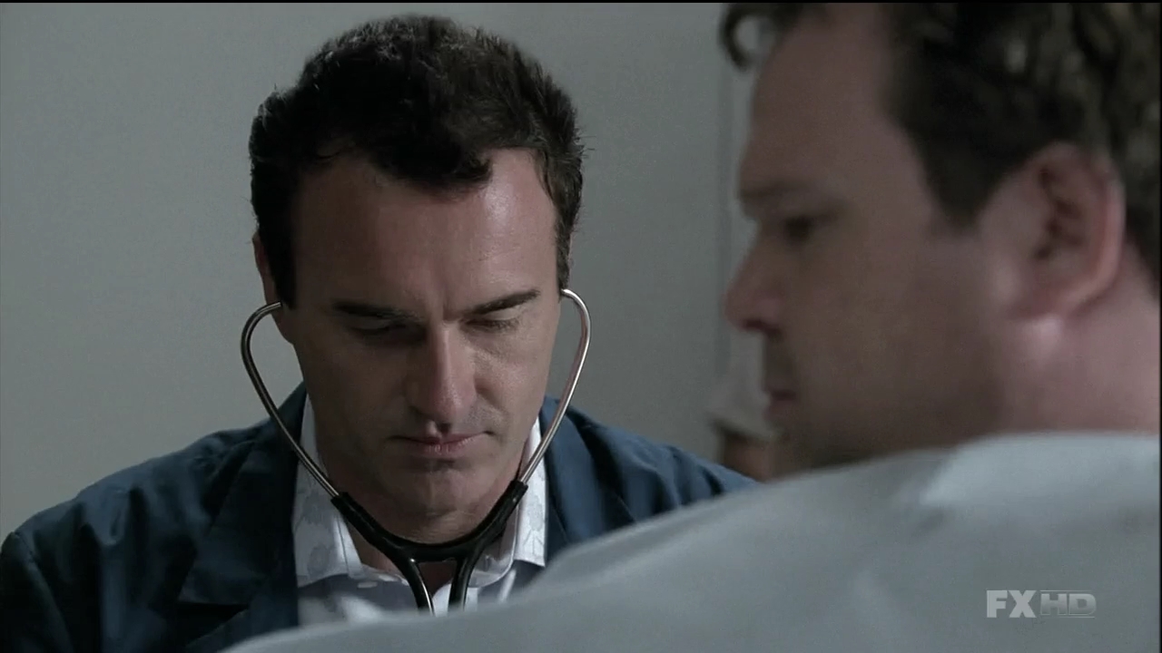 Charmed-Online-dot-NL-NipTuck6x100648.jpg