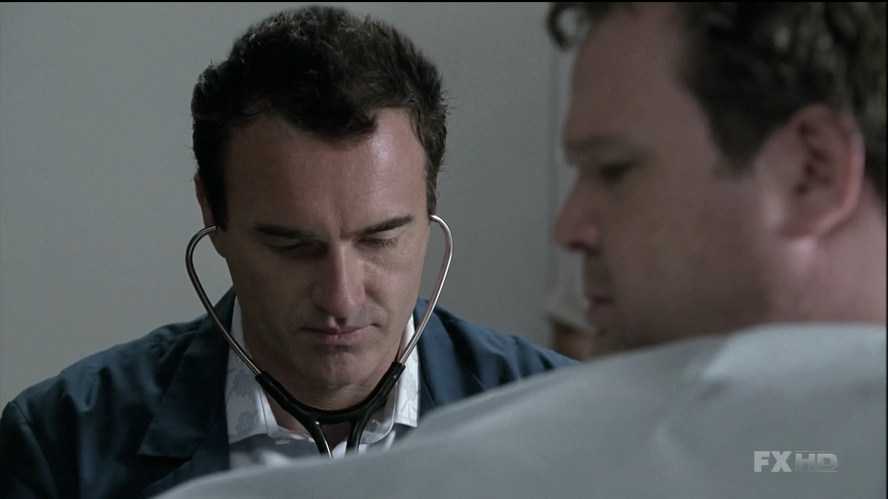 Charmed-Online-dot-NL-NipTuck6x100650.jpg