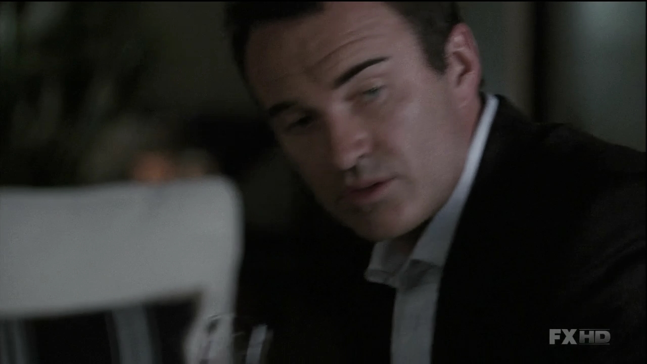 Charmed-Online-dot-NL-NipTuck6x100841.jpg