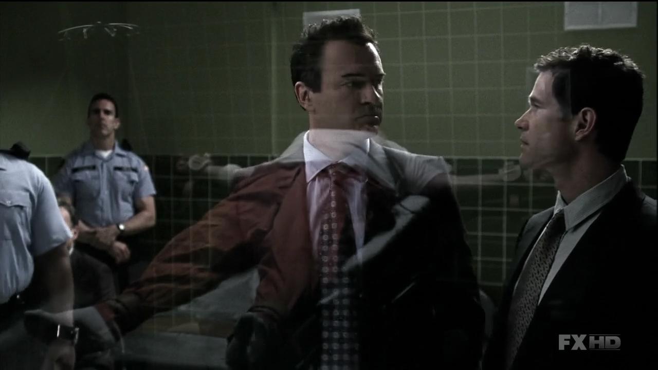 Charmed-Online-dot-NL-NipTuck6x102134.jpg