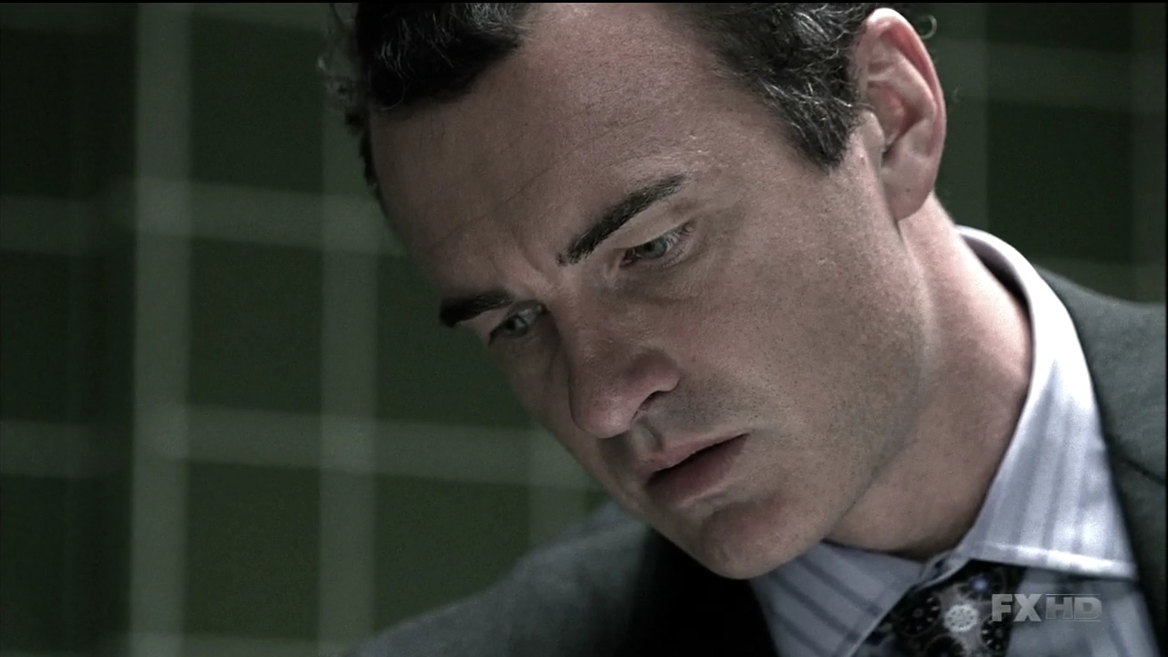 Charmed-Online-dot-NL-NipTuck6x102228.jpg