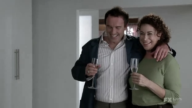 Charmed-Online-dot-NL-NipTuck6x11-0221.jpg