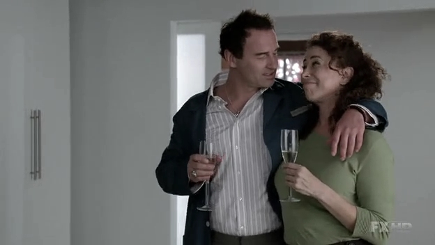 Charmed-Online-dot-NL-NipTuck6x11-0224.jpg