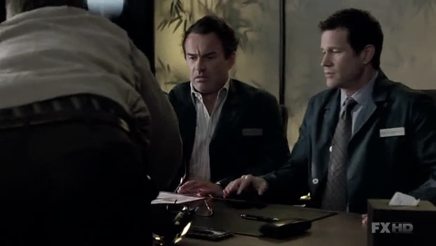 Charmed-Online-dot-NL-NipTuck6x11-0350.jpg
