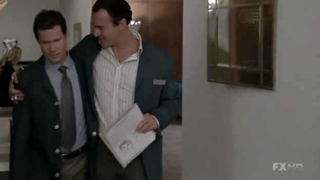 Charmed-Online-dot-NL-NipTuck6x11-0556.jpg