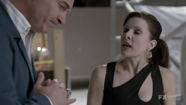 Charmed-Online-dot-NL-NipTuck6x11-0692.jpg