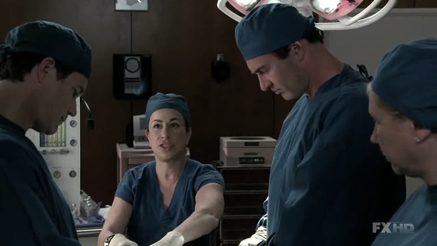 Charmed-Online-dot-NL-NipTuck6x11-2434.jpg