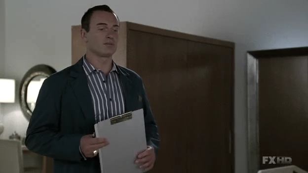 Charmed-Online-dot-NL-NipTuck6x13-1278.jpg