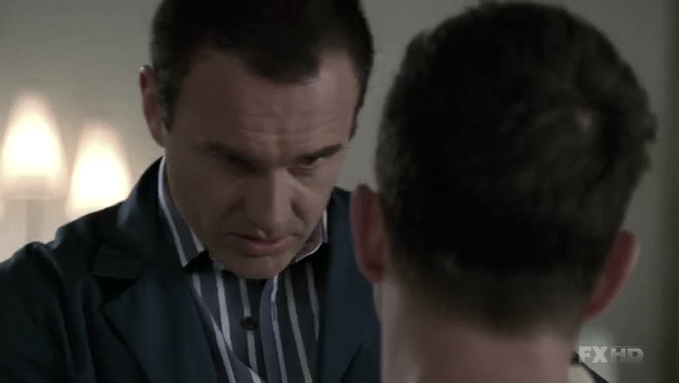 Charmed-Online-dot-NL-NipTuck6x13-1292.jpg