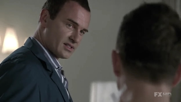 Charmed-Online-dot-NL-NipTuck6x13-1352.jpg