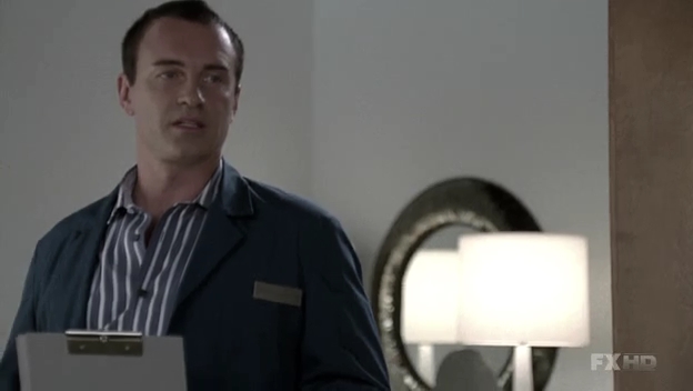 Charmed-Online-dot-NL-NipTuck6x13-1384.jpg