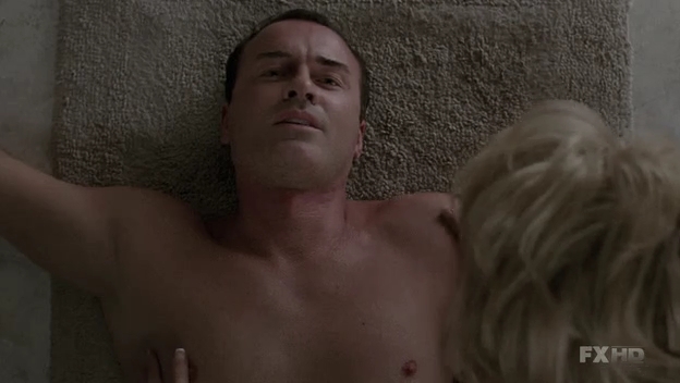 Charmed-Online-dot-NL-NipTuck6x13-1839.jpg