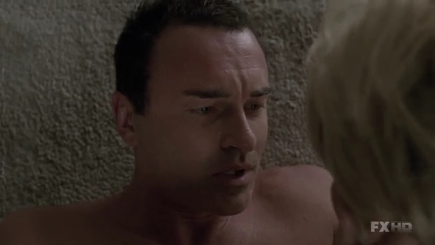 Charmed-Online-dot-NL-NipTuck6x13-1867.jpg