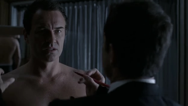 Charmed-Online-dot-NL-NipTuck6x17-1607.jpg