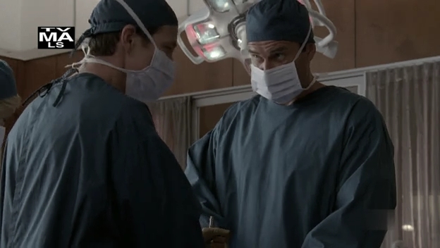 Charmed-Online-dot-NL-NipTuck6x18-0689.jpg