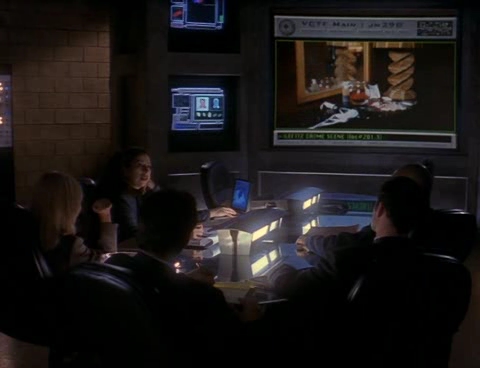 Charmed-Online-nl_Profiler2x10-0604.jpg