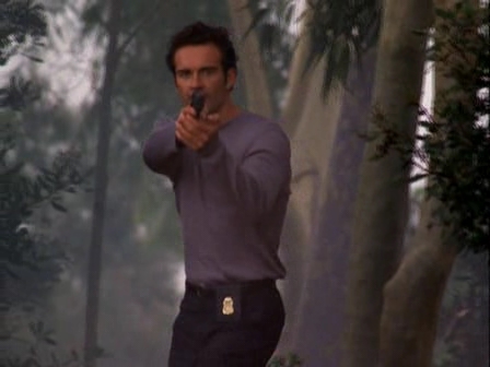 Charmed-Online-dot-nl_Profiler3x02-1993.jpg