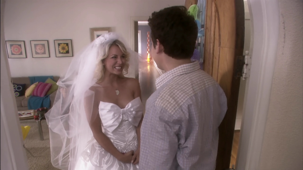 Charmed-Online_dot_nl-CougarClub4668.jpg