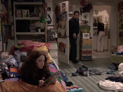 Charmed-Online_dot_nl-8SimpleRules-1x010299.jpg