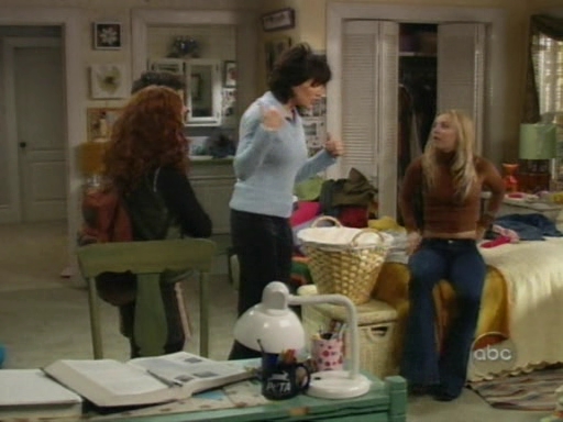 Charmed-Online_dot_nl-8SimpleRules-1x07-0291.jpg