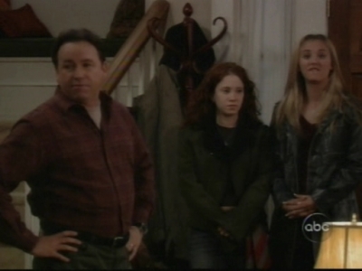 Charmed-Online_dot_nl-8SimpleRules-1x08-0538.jpg