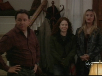 Charmed-Online_dot_nl-8SimpleRules-1x08-0540.jpg