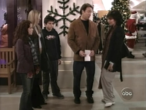 Charmed-Online_dot_nl-8SimpleRules-1x12-0425.jpg
