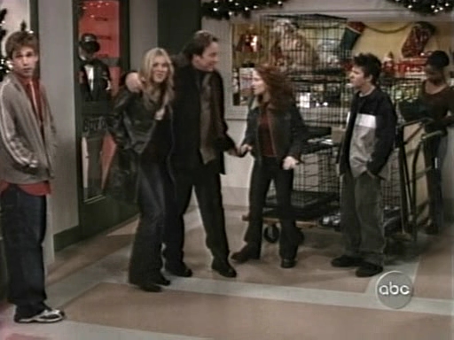 Charmed-Online_dot_nl-8SimpleRules-1x12-0851.jpg