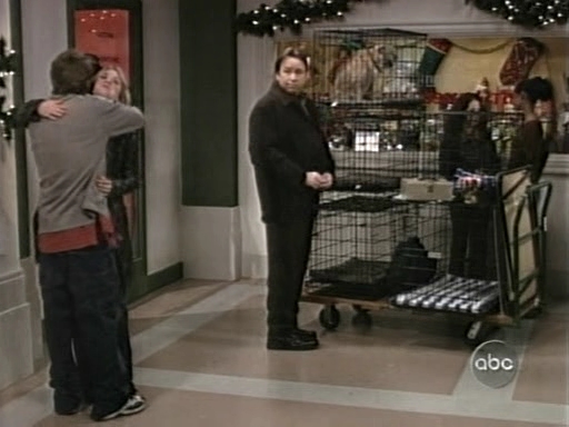 Charmed-Online_dot_nl-8SimpleRules-1x12-0866.jpg